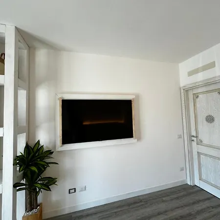Villa Carrie - Starfish Apartment Porto Pozzo Exterior photo