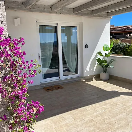 Villa Carrie - Starfish Apartment Porto Pozzo Exterior photo